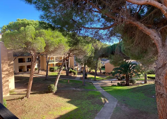 Climatise - Wifi * Сен-Рафаэль